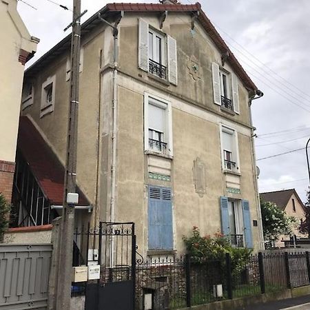 Appartement Simple Sur Argenteuil, Proche Paris Екстер'єр фото