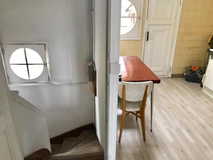 Appartement Simple Sur Argenteuil, Proche Paris Екстер'єр фото